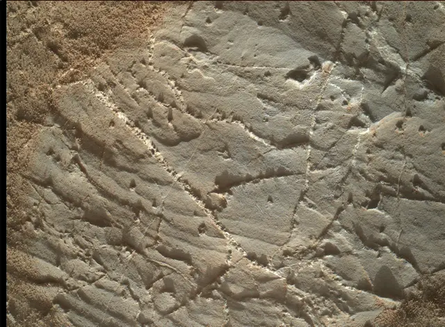 Sol 1966: Mars Hand Lens Imager (MAHLI)