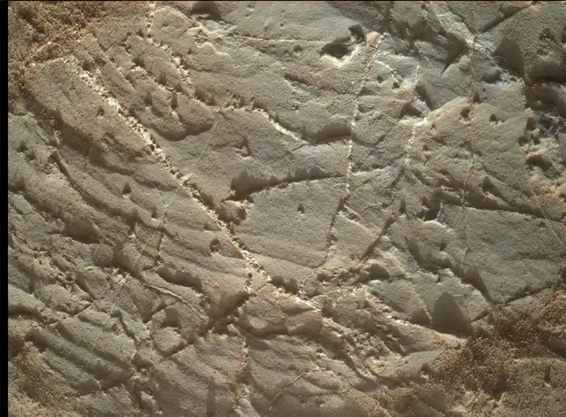 Sol 1966: Mars Hand Lens Imager (MAHLI)