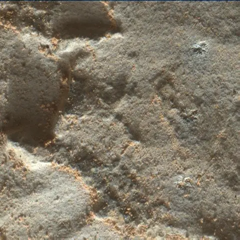 Sol 1966: Mars Hand Lens Imager (MAHLI)