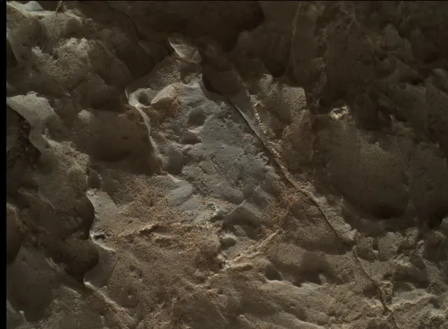 Sol 1966: Mars Hand Lens Imager (MAHLI)