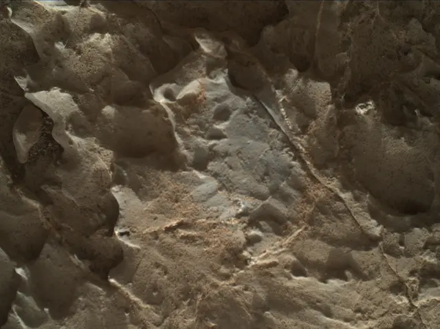 Sol 1966: Mars Hand Lens Imager (MAHLI)