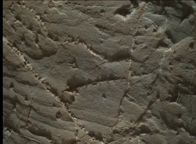 Sol 1966: Mars Hand Lens Imager (MAHLI)