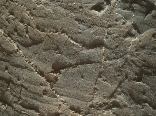 Sol 1966: Mars Hand Lens Imager (MAHLI)