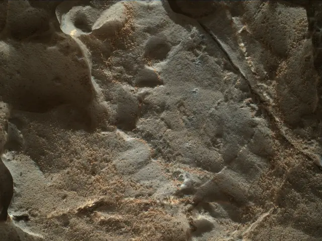 Sol 1967: Mars Hand Lens Imager (MAHLI)
