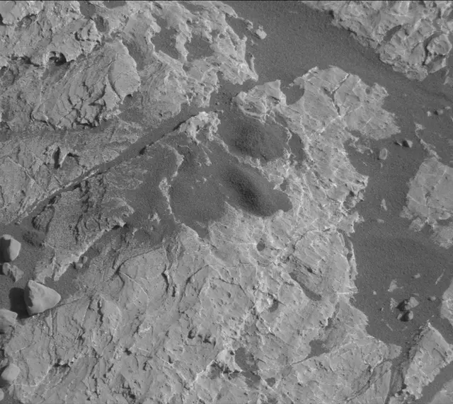 Sol 1969: Mast Camera (Mastcam)