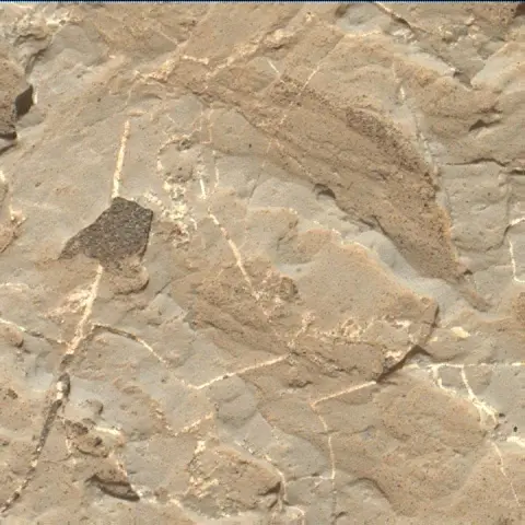 Sol 1969: Mars Hand Lens Imager (MAHLI)