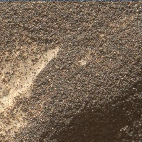 Sol 1969: Mars Hand Lens Imager (MAHLI)