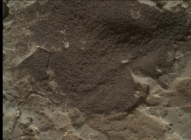 Sol 1969: Mars Hand Lens Imager (MAHLI)