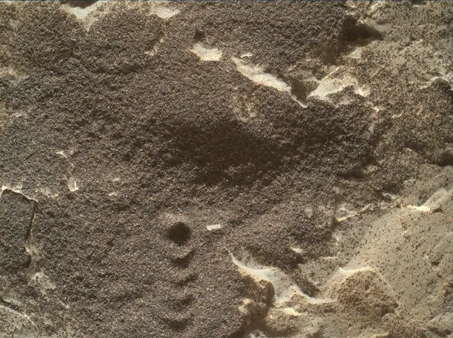 Sol 1971: Mars Hand Lens Imager (MAHLI)