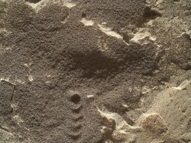 Sol 1971: Mars Hand Lens Imager (MAHLI)