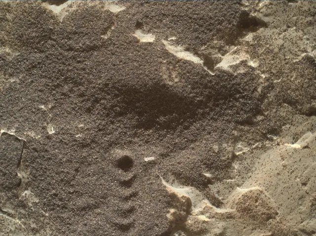 Sol 1971: Mars Hand Lens Imager (MAHLI)