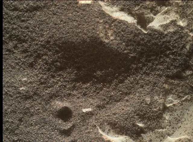 Sol 1971: Mars Hand Lens Imager (MAHLI)