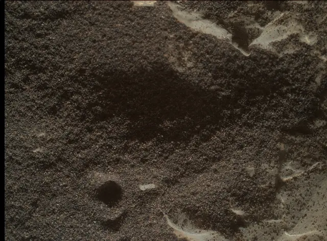 Sol 1971: Mars Hand Lens Imager (MAHLI)