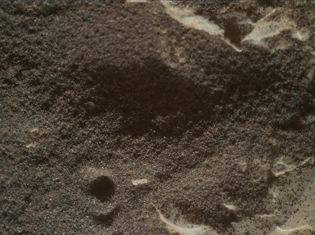 Sol 1971: Mars Hand Lens Imager (MAHLI)