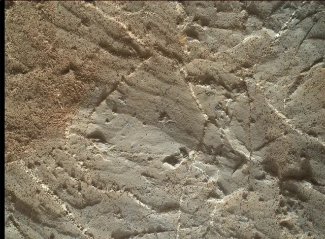Sol 1974: Mars Hand Lens Imager (MAHLI)