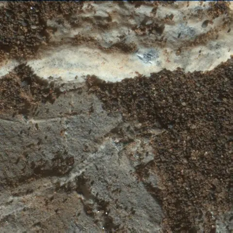 Sol 1975: Mars Hand Lens Imager (MAHLI)