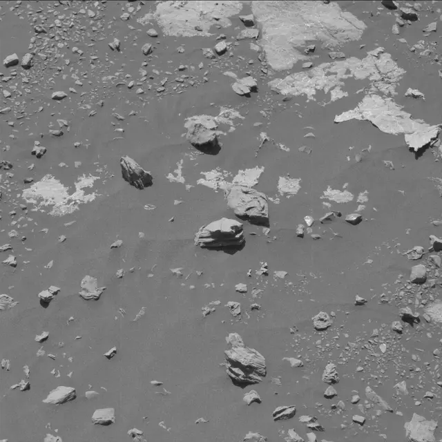Sol 1976: Mast Camera (Mastcam)
