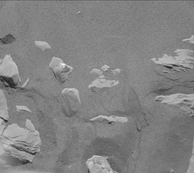 Sol 1976: Mast Camera (Mastcam)