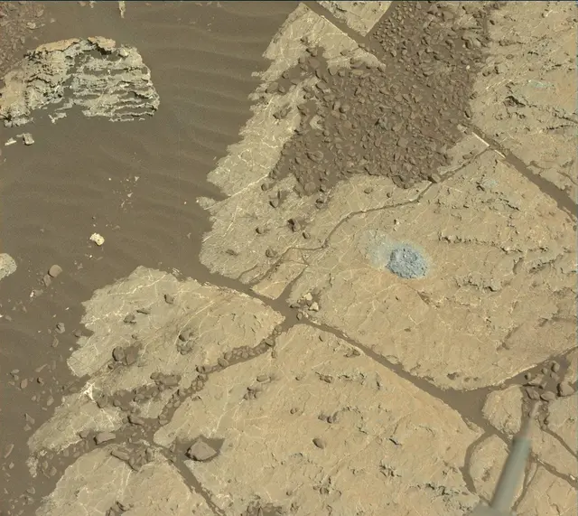 Sol 1977: Mast Camera (Mastcam)