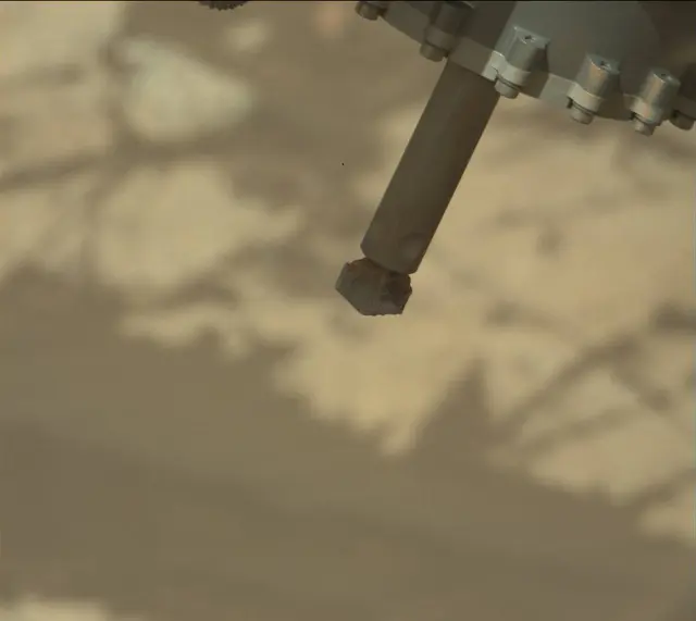 Sol 1977: Mast Camera (Mastcam)