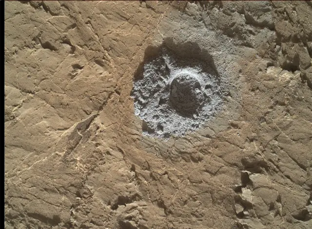 Sol 1978: Mars Hand Lens Imager (MAHLI)