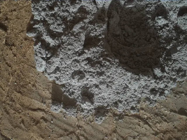 Sol 1978: Mars Hand Lens Imager (MAHLI)