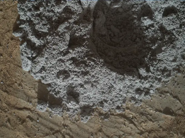 Sol 1978: Mars Hand Lens Imager (MAHLI)