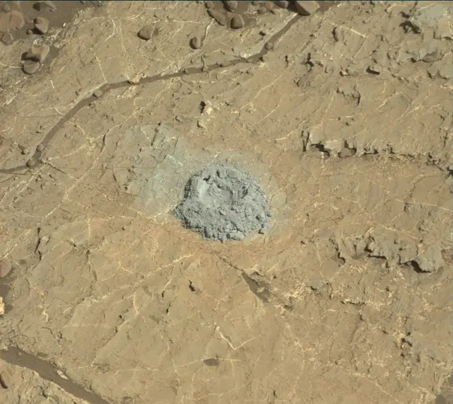 Sol 1979: Mast Camera (Mastcam)