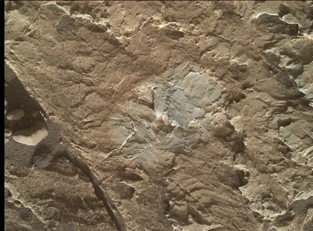 Sol 1979: Mars Hand Lens Imager (MAHLI)