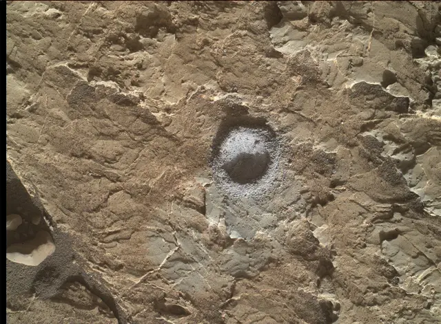 Sol 1984: Mars Hand Lens Imager (MAHLI)