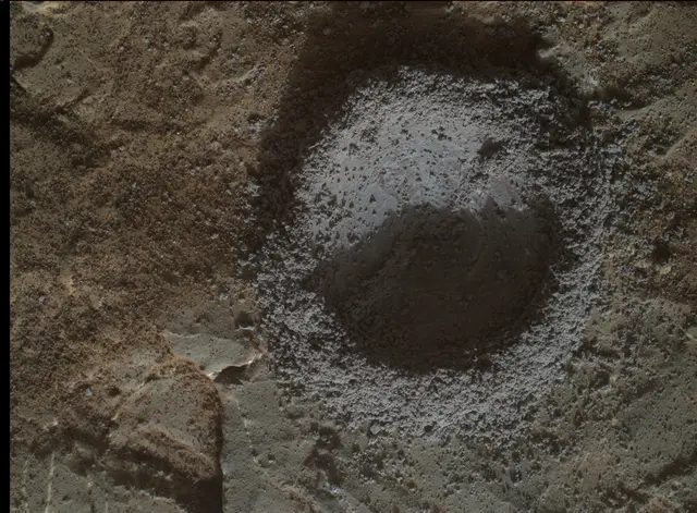 Sol 1984: Mars Hand Lens Imager (MAHLI)