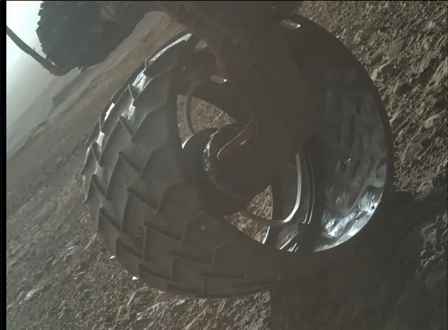 Sol 1988: Mars Hand Lens Imager (MAHLI)
