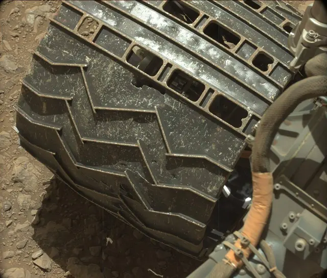 Sol 1989: Mast Camera (Mastcam)