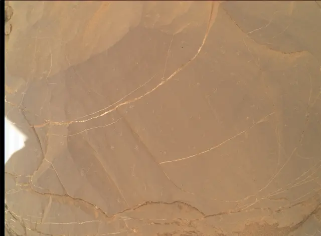 Sol 1991: Mars Hand Lens Imager (MAHLI)