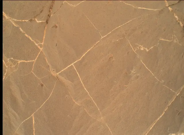 Sol 1993: Mars Hand Lens Imager (MAHLI)