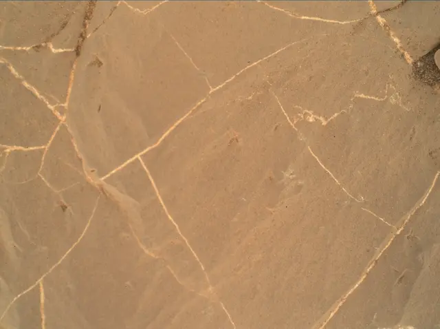 Sol 1993: Mars Hand Lens Imager (MAHLI)