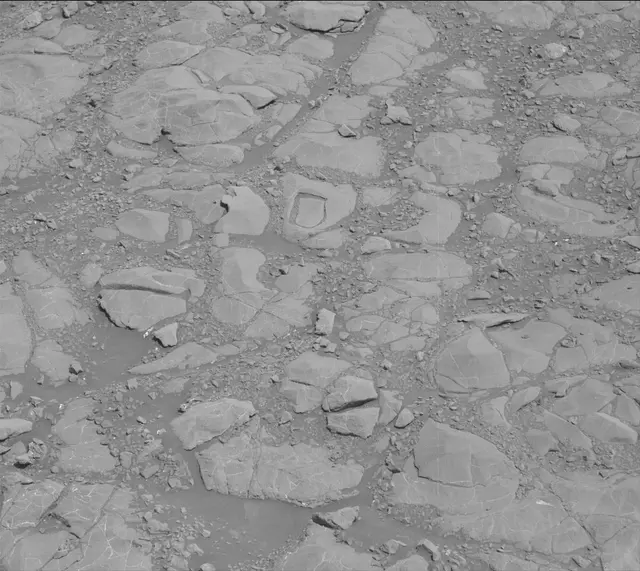Sol 1995: Mast Camera (Mastcam)