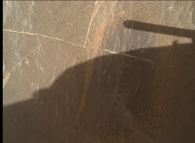 Sol 1995: Mars Hand Lens Imager (MAHLI)