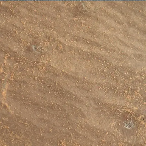 Sol 1996: Mars Hand Lens Imager (MAHLI)