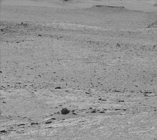 Sol 1998: Mast Camera (Mastcam)