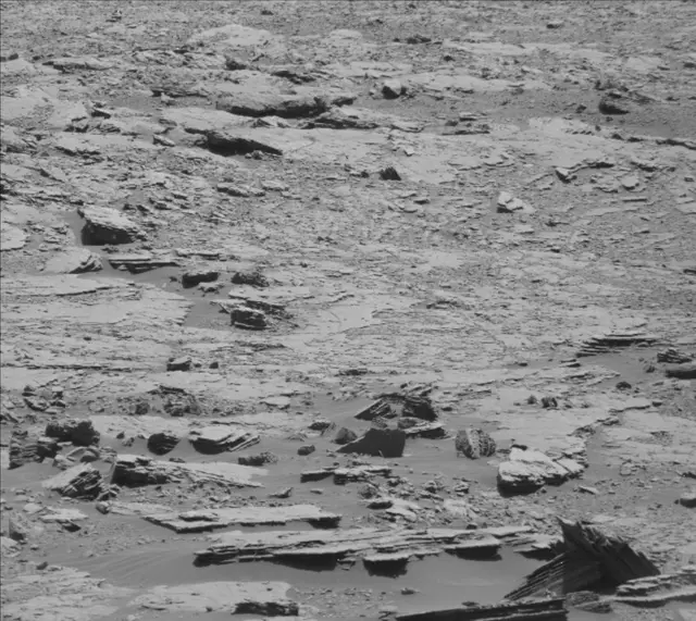 Sol 1998: Mast Camera (Mastcam)