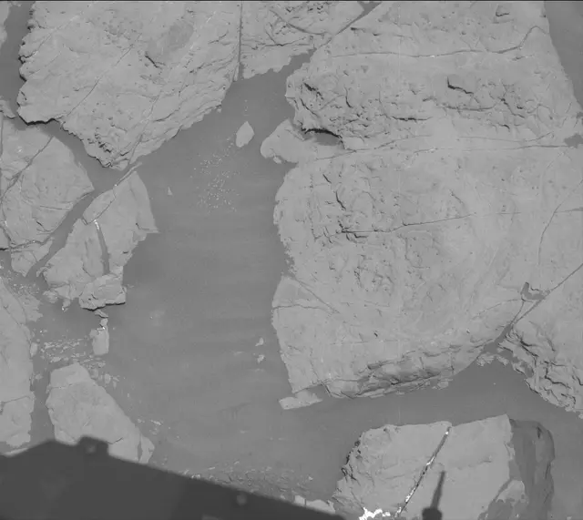 Sol 1999: Mast Camera (Mastcam)