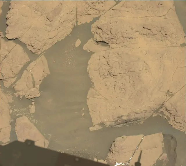 Sol 1999: Mast Camera (Mastcam)