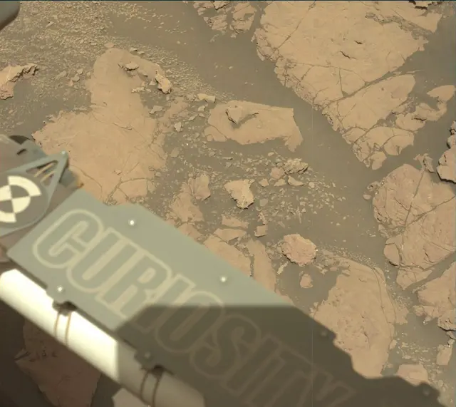 Sol 1999: Mast Camera (Mastcam)