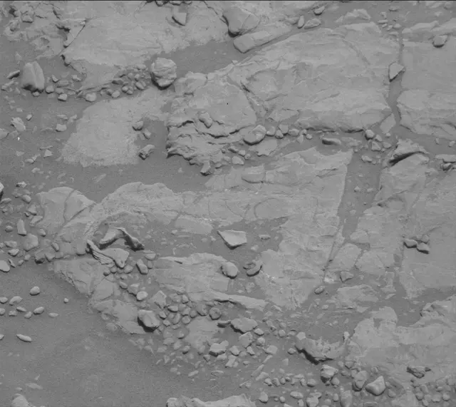 Sol 1999: Mast Camera (Mastcam)