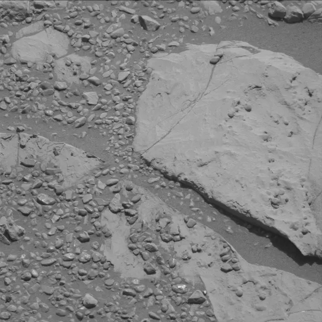 Sol 1999: Mast Camera (Mastcam)