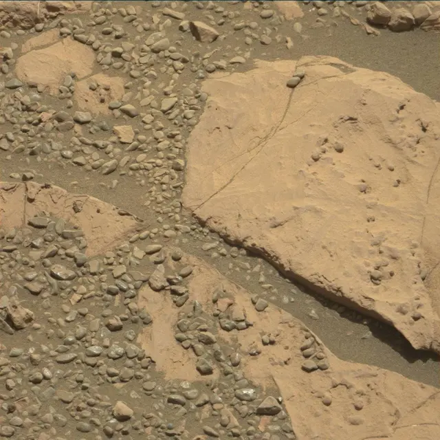 Sol 1999: Mast Camera (Mastcam)