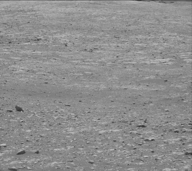 Sol 2000: Mast Camera (Mastcam)