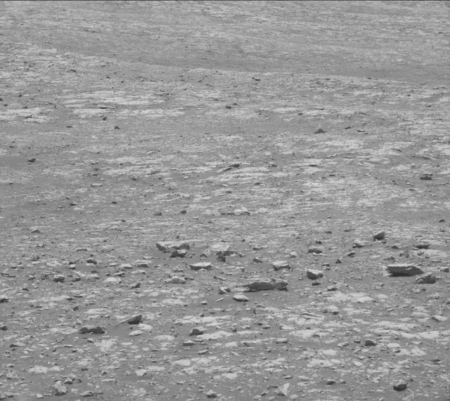 Sol 2000: Mast Camera (Mastcam)