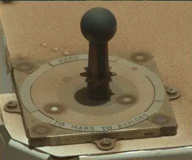 Sol 2000: Mast Camera (Mastcam)